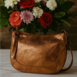 NWOT 👜 FRYE MELISSA CROSSBODY in Bronze